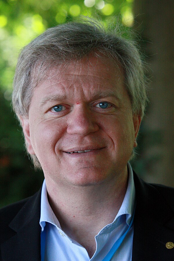 Schmidt at the 2012 Lindau Nobel Laureate Meeting