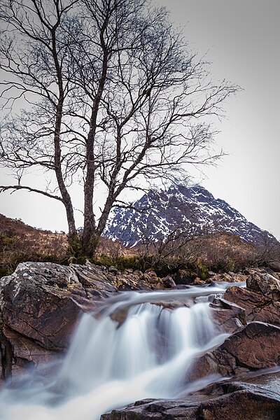 File:Buachaille Etive Mòr - 40339494055.jpg