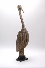 Statue funéraire (oiseau)[16]