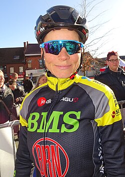 Camilla Møllebro, Quaregnon - Le Samyn des Dames & Le Samyn, 2 mars 2016, départ.jpg