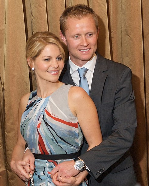 File:Candace Cameron and Valeri Bure (cropped).jpg