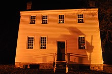 Carter Mansion ca. 1775-1780, oldest frame house in Tennessee Carter Mansion.JPG