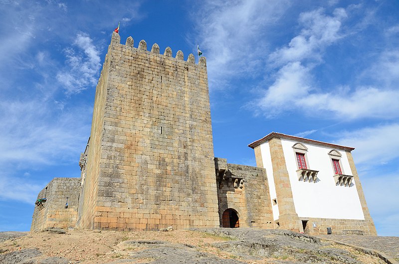 File:Castelo de Belmonte3.jpg