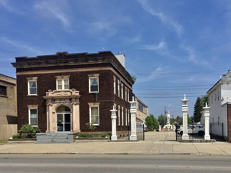 File:Chùa Từ Hiếu Buddhist Cultural Center - fmr Police Station No. 8 - Buffalo, New York - 20200524.jpg