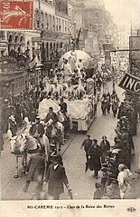 Char de la Reine des Reines de Paris 1912 2.jpg