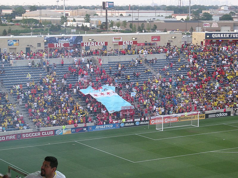 File:Chicago Fire v. Club América 2013 11.jpg