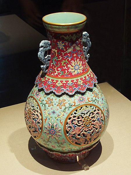 File:Colored porcelain.jpg