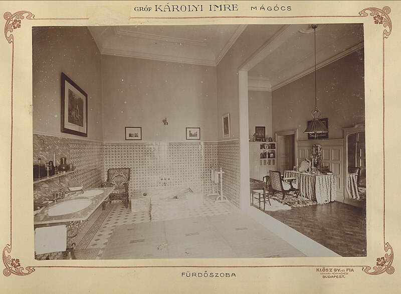 File:Csongrád megye, Nagymágocs, Károlyi-kastélyegyüttes, fürdőszoba. 1900 körül - Fortepan 83264.jpg
