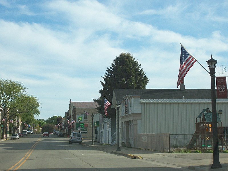 File:DeerfieldWisconsin1.jpg