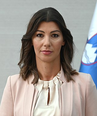 <span class="mw-page-title-main">Dominika Švarc Pipan</span> Slovenian politician and lawyer