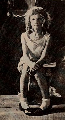 Still of Ricksen from the short Edgar Camps Out (1920)