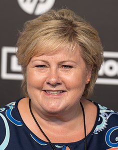 Erna Solberg (covor roșu) - Festivalul Global Citizen Hamburg 04.jpg