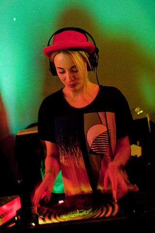 <span class="mw-page-title-main">Annie (singer)</span> Norwegian singer, songwriter, record producer and DJ