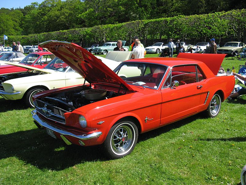 File:Ford Mustang (4648770446).jpg