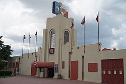 Fort Worth Stockyards Juni 2016 52 (Billy Bob's Texas).jpg