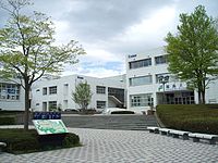 Fukushima-Univ-LectureHalls-2012050401.jpg