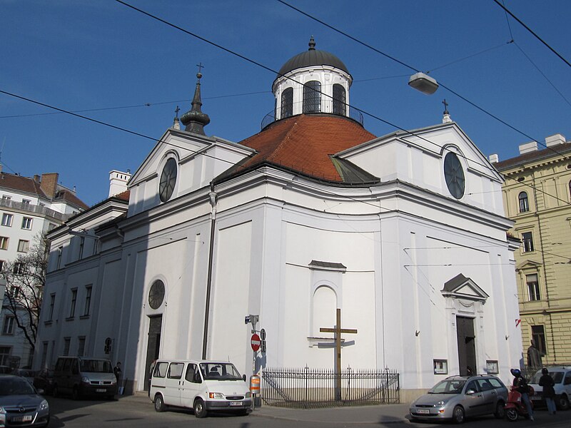 File:Gardekirche Vienna 2.jpg