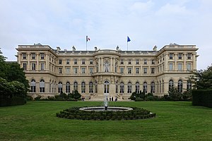 Garden @ Quai d’Orsay @ Ministry of Foreign Affairs @ Paris (29140474554).jpg