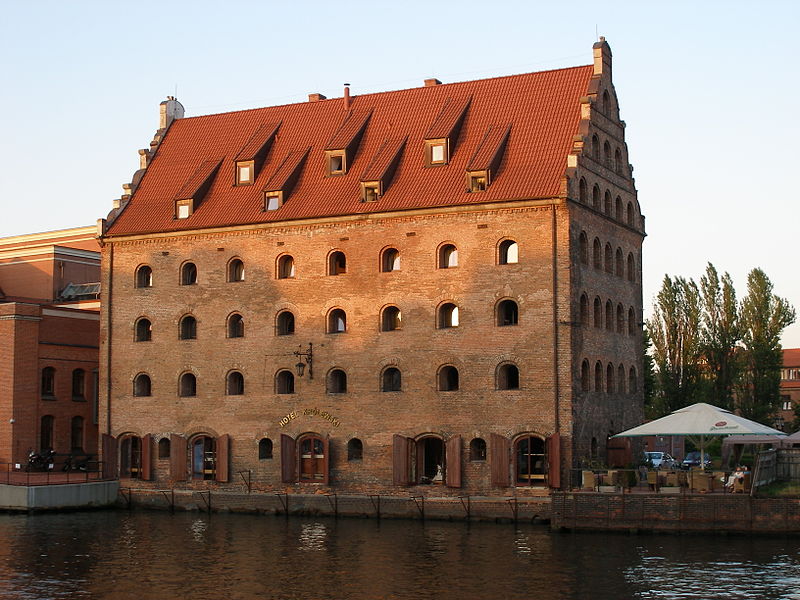 File:Gdańsk - Hotel Królewski.jpg