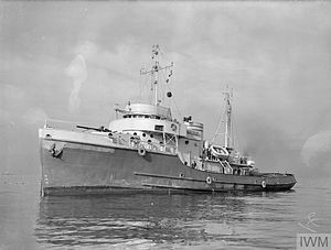 HM Penyelamatan Tug Keuntungan, 21 September 1944, Greenock.jpg