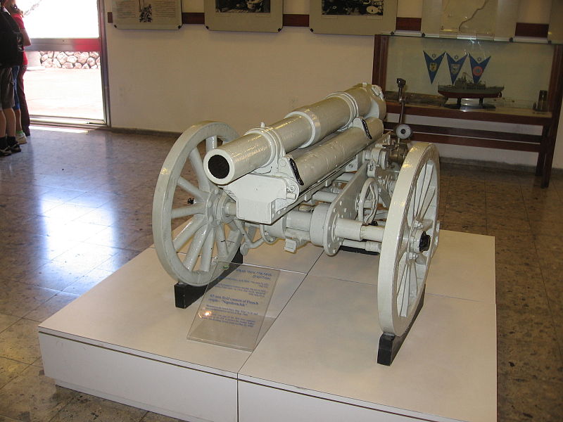 File:HN-Canon-de-65-M-M1906-2.jpg