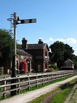 Hadlow Yolu İstasyonu, Willaston - geograph.org.uk - 1431685.jpg