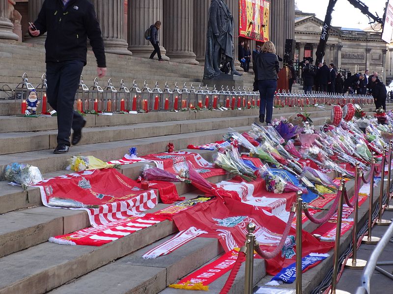 File:Hillsborough Vigil 27 April 2016, Liverpool (77).JPG