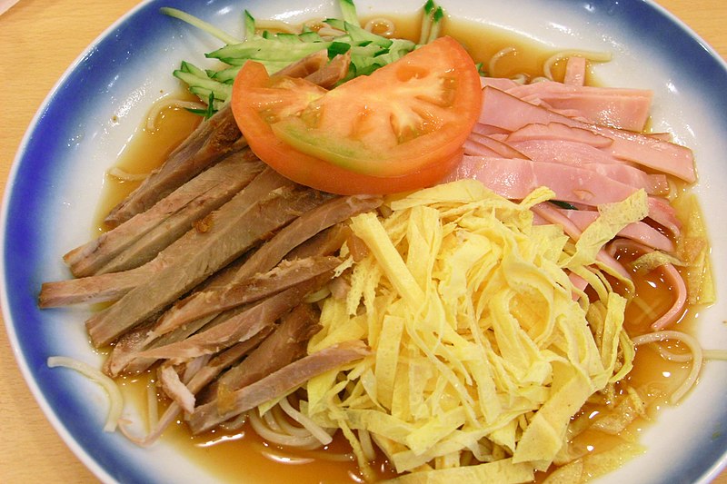 File:Hiyashi chuka by woinary at 551 Horai in Osaka Intl Airport.jpg