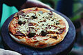 Homemade vegan pizza (5046338893).jpg