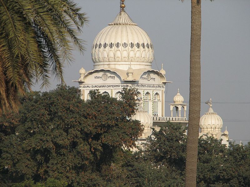 File:Humayuns Tomb Mosque 01 (2281684880).jpg