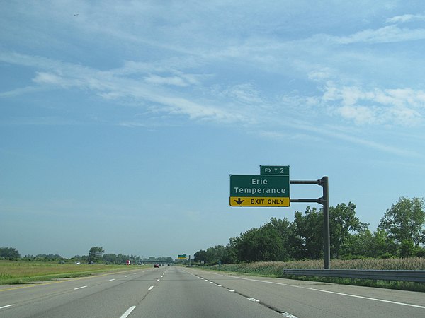 I-75 northbound approaching exit 2 in Monroe County