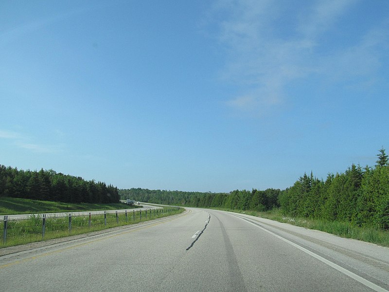 File:I-75 north of St. Ignace Michigan.jpg