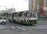 Ikarus 280 mod.  33M en Moscú (puertas de panel)