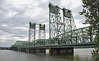 Мост с вертикальным подъёмом, связывающий отдельные штаты, Портленд (Орегон), США
