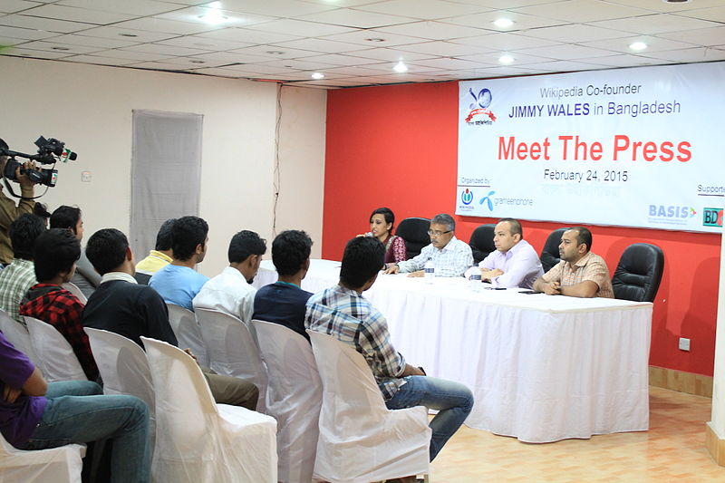 File:Jimmy Wales in Bangladesh Press Conference by Wikimedia Bangaldesh 16.JPG