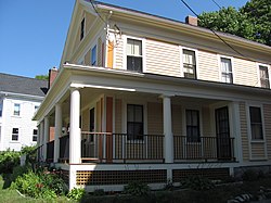 Josiah Beard House, Waltham MA.jpg