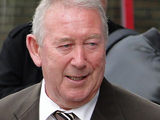 <span class="mw-page-title-main">Ken Brown (footballer)</span> English footballer and manager