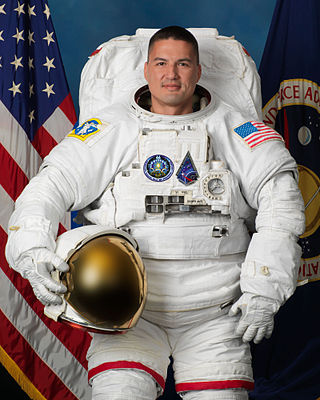 <span class="mw-page-title-main">Kjell N. Lindgren</span> American astronaut