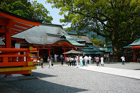 Kumanonachitaisha1s2048.jpg