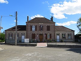 The town hall in La Villeneuve-au-Châtelot