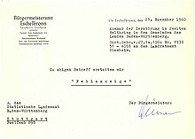 Bürgermeister Philipp Dinkel erstattet „Fehlanzeige“ für die Berichte von Gemeinden über die Kriegsereignisse 1945 und das Ausmaß der Zerstörungen im Zweiten Weltkrieg.