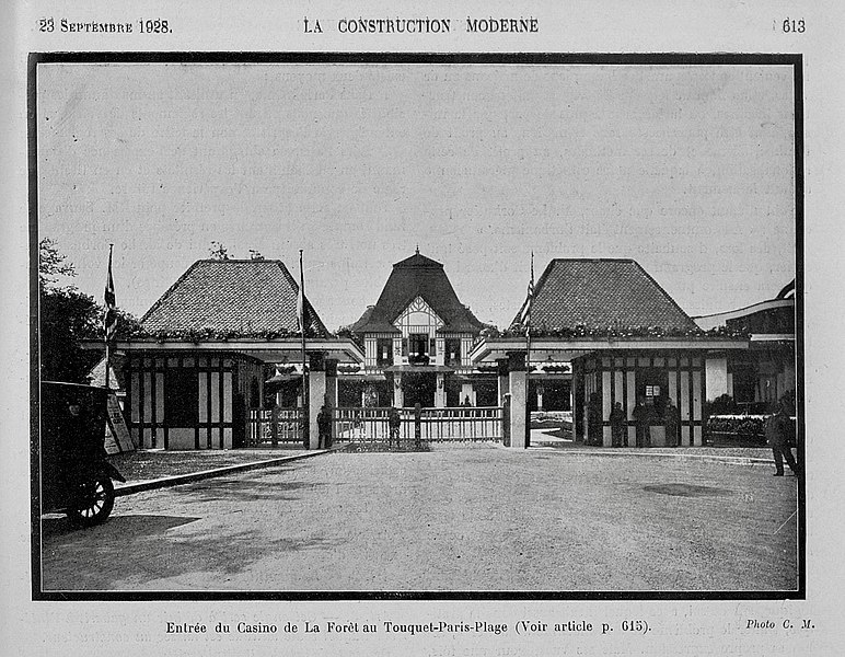 Fichier:Le Touquet-Paris-Plage - Casino de la Forêt - L'entrée sur la place de l'Hermitage - Auguste Bluysen.jpg