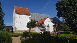 Lindknud Kirke 01.jpg