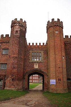 Lullingstone Castle