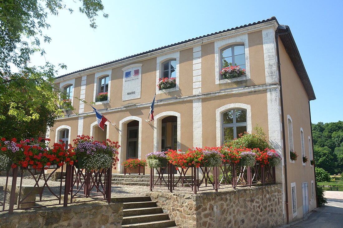 File:Mairie d'Exideuil.JPG