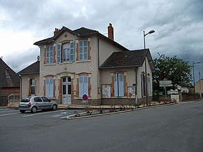Mairie de Molles 2014-05-23.JPG