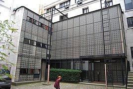 Maison de Verre, París (1928-1932), con Pierre Chareau