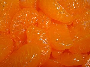 Peeled and canned mandarin orange segments