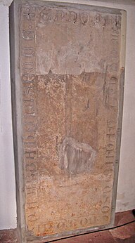 Grabplatte der Äbtissin Anna von Friesenheim († 1346), mit Äbtissinnenstab