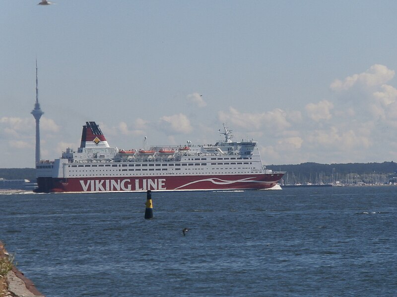 File:Mariella passing Buoy Katarina Quay E Tallinn Bay Tallinn 22 July 2017.jpg